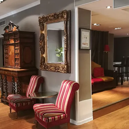 Claude Bernard Saint-germain 3* Parijs