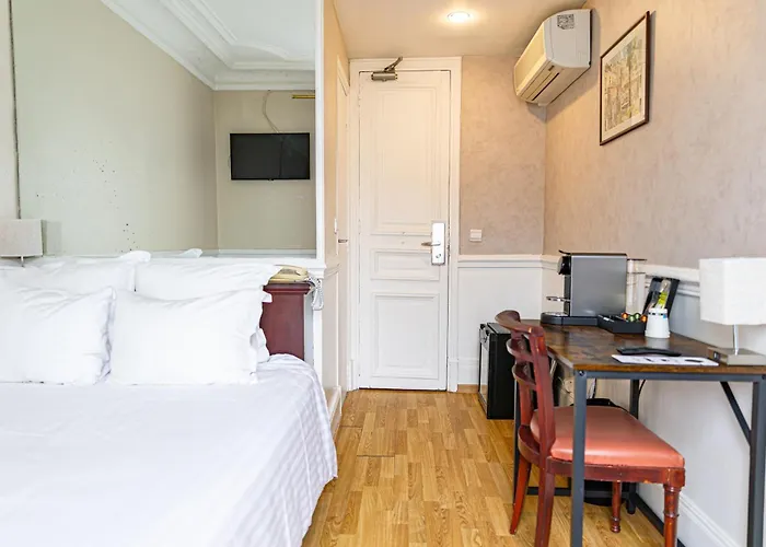 Hotel Claude Bernard Saint-germain Parijs